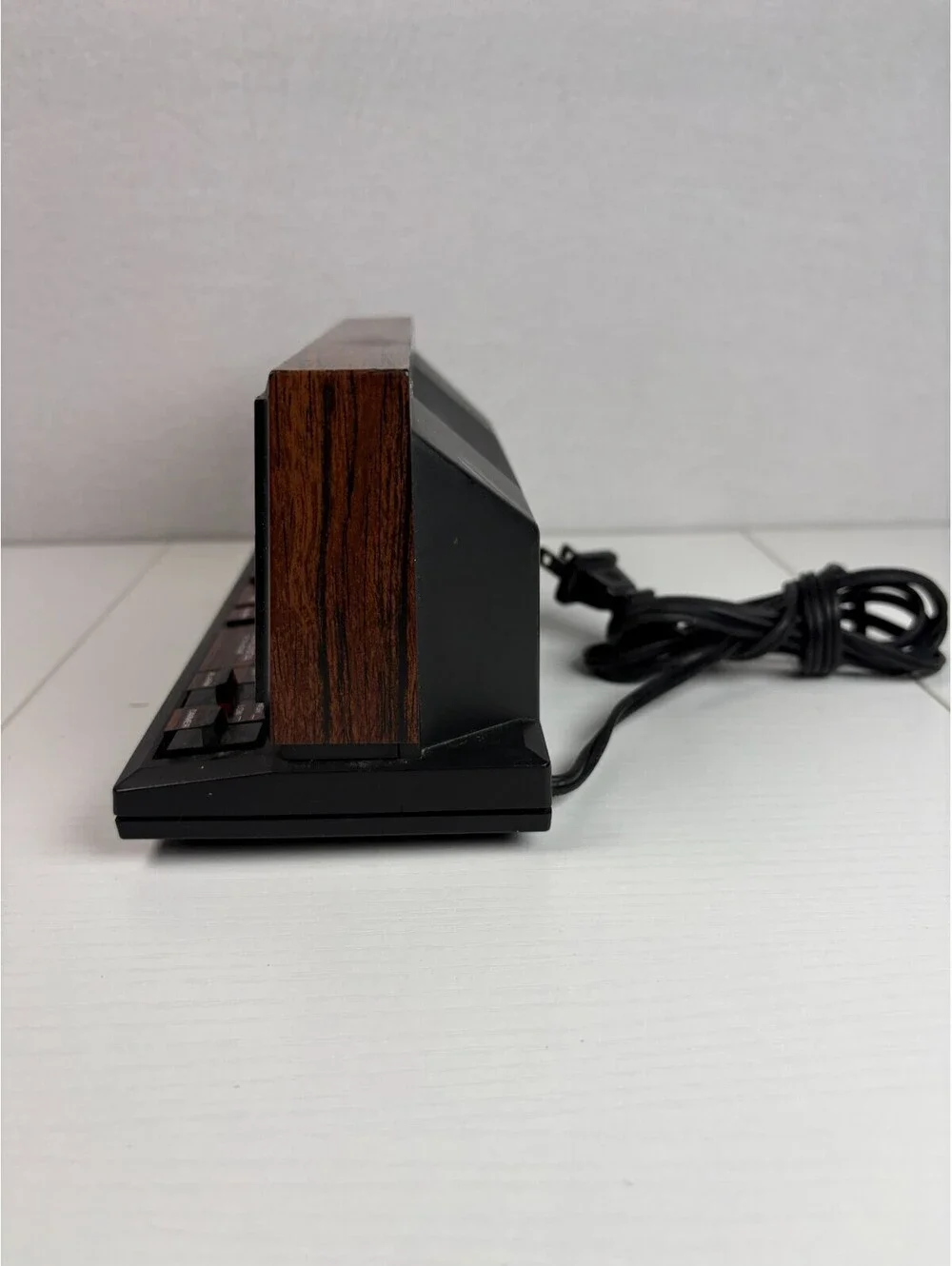 Micronta Radio Shack Vintage LED Alarm Clock Wood Grain Cat No 63-765A Tested